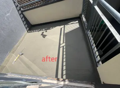 Balcony with a finished sand-coloured surface