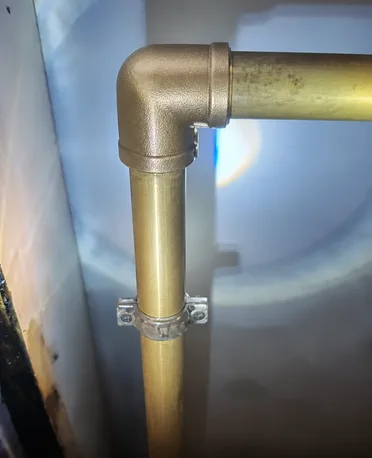 Completed replacement connection in the same pipe location